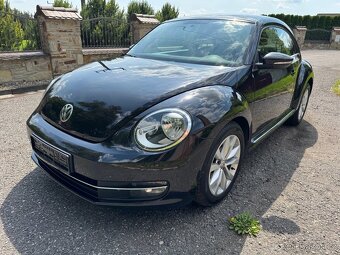 VW Beetle 1,2 TSI 77KW DESING-top stav-serviska, bez koroze - 13