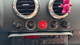 Audi TT Roadster 1.8T, 132 kw, kabriolet - 13