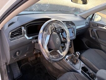 vw tiguan allspace - 13