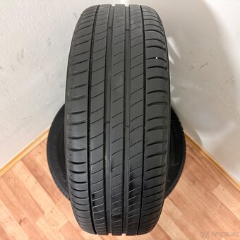 TOYOTA CH-R 5x114,3 R17 ET45+LETNÍ 215/60R17 6mm - 13