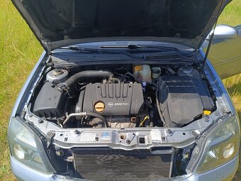 Opel Vectra C GTS 1.8 90kw - 13