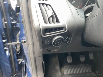 Prodám Ford Focus 1,6i 110kW 1.majitel - 13
