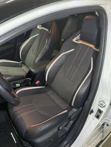 Toyota Corolla 1.8 Hybrid GR Sport Hatchback (Záruka) - 13