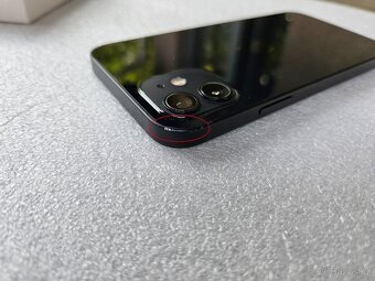 iPhone 12, černý, 64 GB - 13