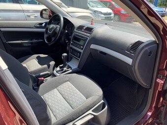 Škoda Octavia II FL 1.8 TSI Ambition r.v.2010 - 13