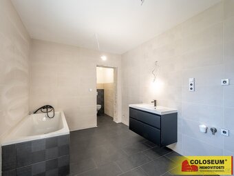 Hevlín, novostavba RD 4+kk, 132 m2, podlahové topení, zahrad - 13