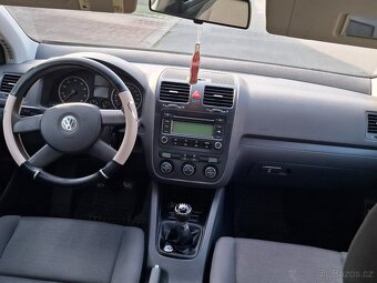 Volkswagen Golf V  1.4i Nová STK - 13