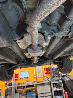 Hyundai ix35 původ CZ najeto 93200 km - 13