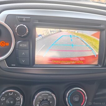 Toyota Yaris 1.33 VVT-i Luna 73kw Švýcarsko - 13