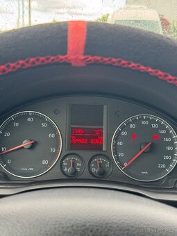 Volkswagen Golf V 1.4 16V - 13