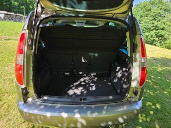 Škoda Roomster 1.6 16V Sport (77kW) - 13