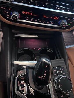 BMW G31 touring 530d xdrive - 13