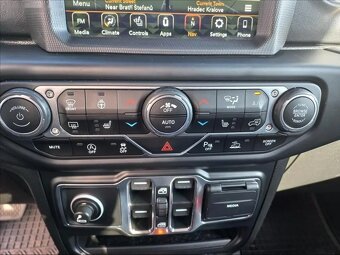 Jeep Wrangler, 2,0 Unlimited Sahara 4x4 - 13