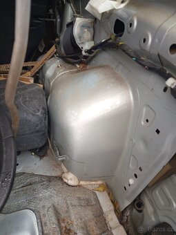 Subaru Outback 2.5 121kw LPG - 13