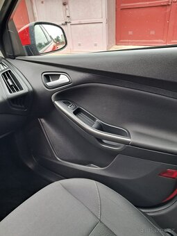 FORD FOCUS III combi 1.5 TDCi, r.v. 2017, NAVI - 13