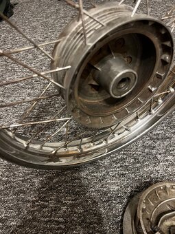 Kolo jawa 175/356 - 13