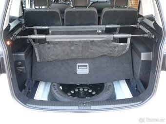 VW TOURAN 1.4 TSI 110KW NAVI ACC FRONT TAŽNÉ OPCPAR ZÁS 220V - 13