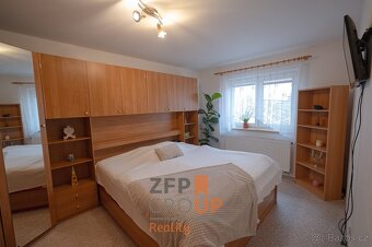 Prodej rodinného domu 4+1 s bazénem o rozloze 144 m2, ulice  - 13