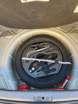 Volkswagen Golf VI 1.6tdi 77kw - 13