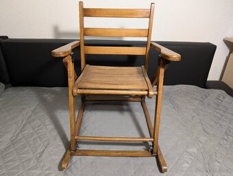 Dětské houpací křeslo - 13