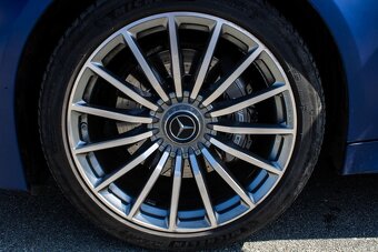 Mercedes-Benz AMG GT Mercedes- 43 4MATIC A/T - 13