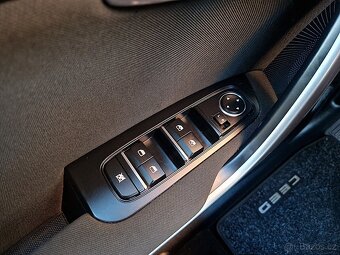 Kia Ceed SW Benzin Kamera Vyhř. volant Tažné Servis - 13