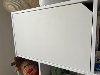 Designová Komoda a regál - 13