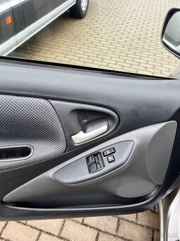 Toyota Yaris 1.4 D4d - 13