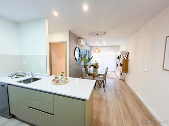 Prodej apartmánu u moře Torre de la Horadada, Španělsko - 13
