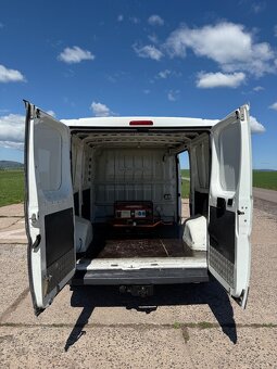 Peugeot Boxer 2.2hdi, nezávislé topení(vodník)tažné zařízení - 13