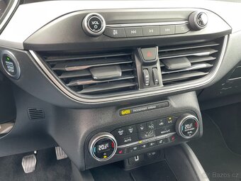 2021 Ford Focus 2.0 TDCi - 4x výhřev, Navi, Led, 1.majitel - 13