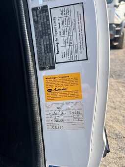 Mercedes 280 SL - 13