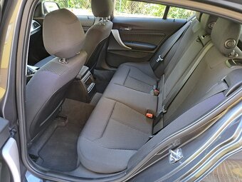 BMW 116i 100kW Digi Klima Výhřev Sedadel Parkovací Senzory - 13