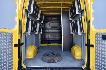 Volkswagen Crafter, 2.0TDi.L2H2.DPH.REGÁLY.PO ROZVODECH - 13