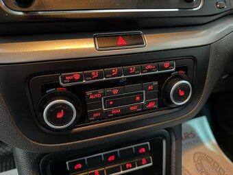 Volkswagen Sharan 2,0 TDI 4X4 VÝHŘEV TAŽNÉ BEZ KOROZE - 13