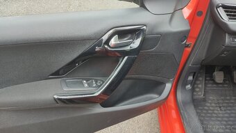 Peugeot 208 1,2i 60kW - 13