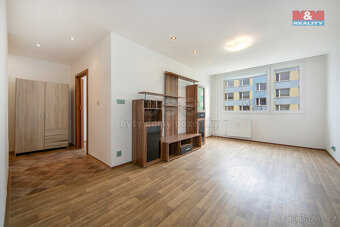 Prodej bytu 2+kk, 42 m², Jince, ul. Zborovská - 13