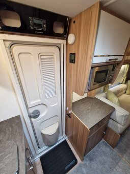 Malý Lehký karavan LUNAR COSMOS 352 - 13