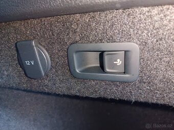 VW Passat B8 Variant 2.0TDI 110kW DSG Matrix ACC Panorama - 13