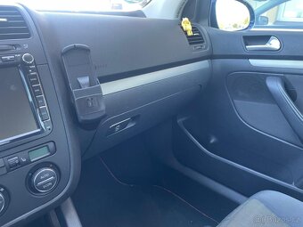 VOLKSWAGEN GOLF 2,0 TDI 103 KW TEMPOMAT - 13