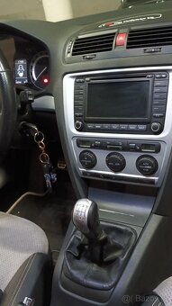 Škoda Octavia 2 rs tfsi - 13