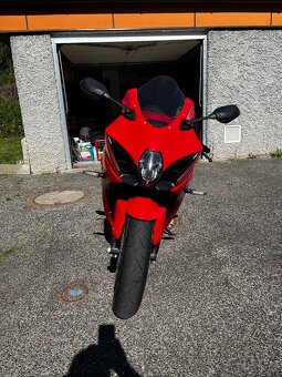 Suzuki gsx-r 1000 - 13