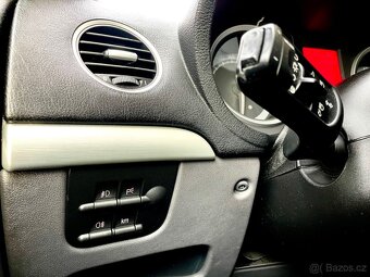 Alfa Romeo Brera 2.4 JTDM - 13