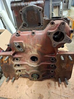 Blok Zetor 6701 - 13