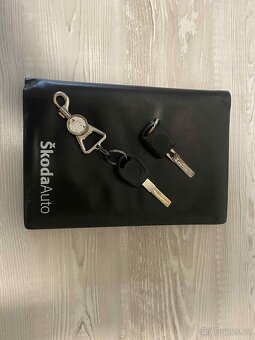 Škoda Roomster 1,2 51 kW benzín - 13