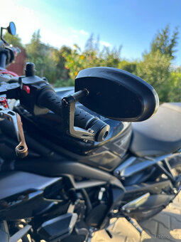 Triumph Street Triple 675 2014 | Nové pneu S22, QuickShifter - 13