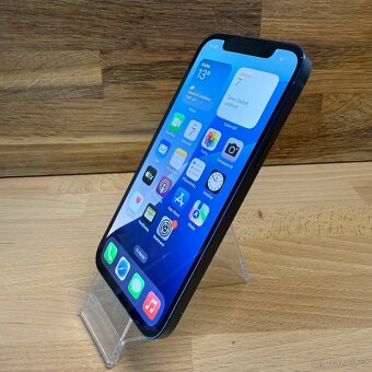 iPhone 12 128GB, modrý (12 měsíců záruka) - 13