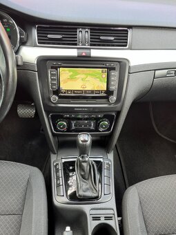 Superb II 2,0TDi 125kW DSG 4x4,ČR,vybavený - 13