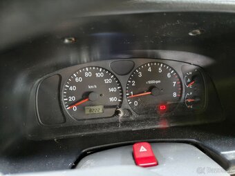 prodám Suzuki Jimny r.v. 2000 - 13