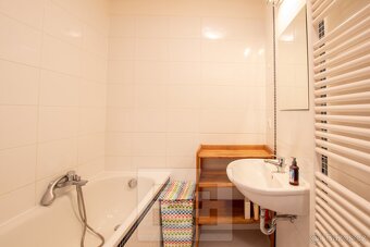 Pronájem byty 1+kk, 52 m2 - Praha - Prosek, ev.č. N07982 - 13